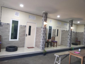 New Szabrian House